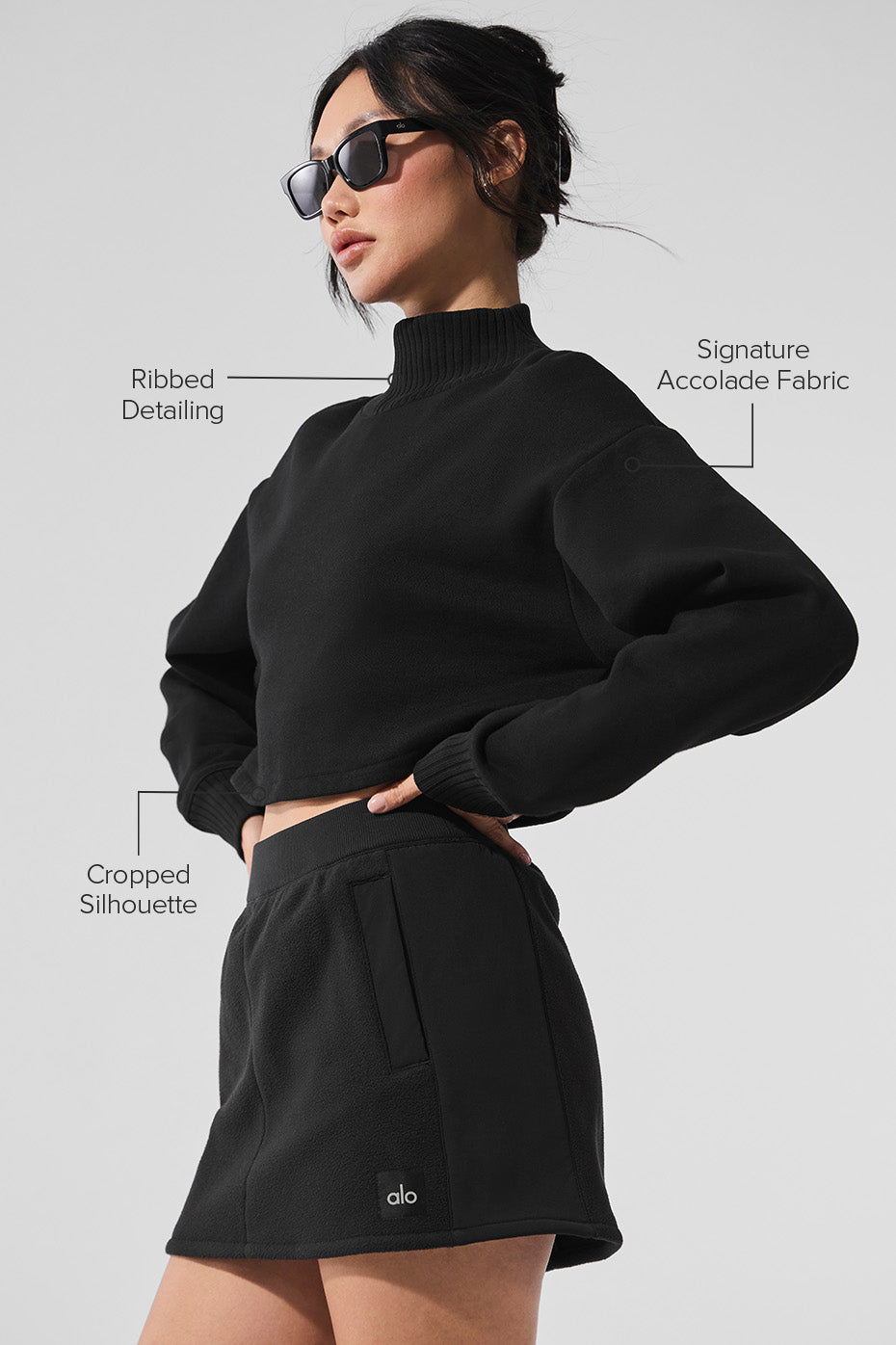 Serenity short cover-up sweater "OUT OF STOCK"