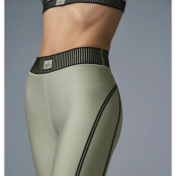 Leggings - Airlift 7/8 Line Up "best seller" "new"